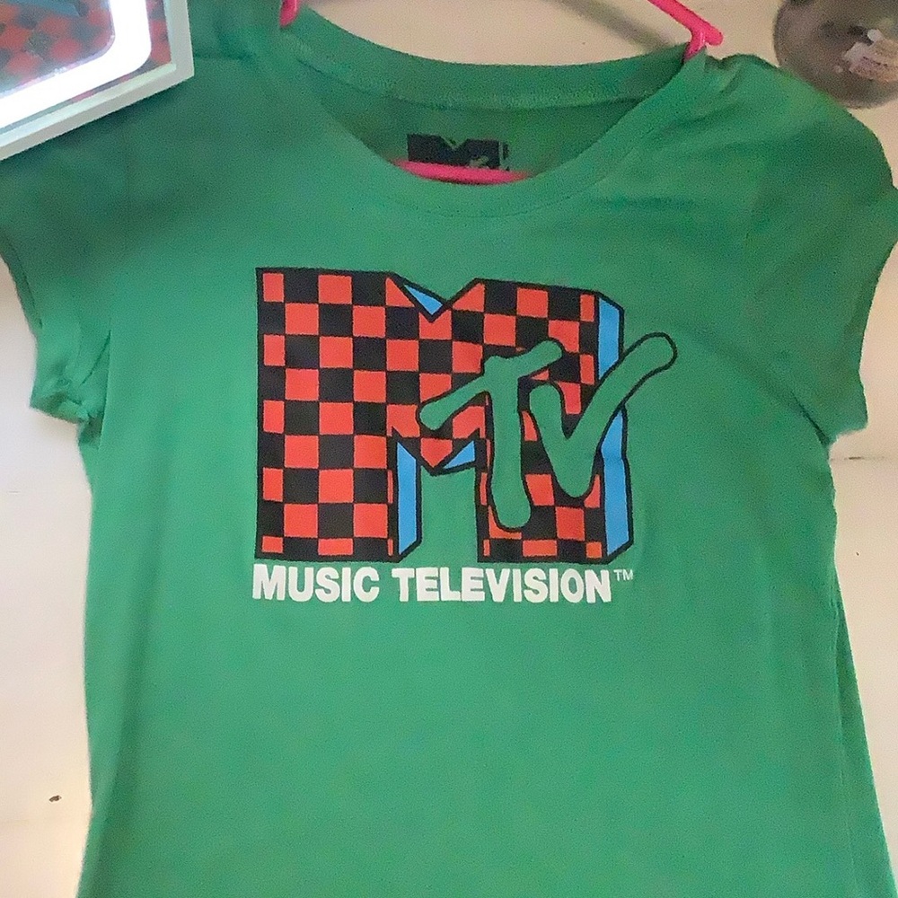 MTV Green Short Sleeve Tee with Iconic Logo